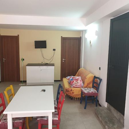 فيلا Holiday House أفولا المظهر الخارجي الصورة