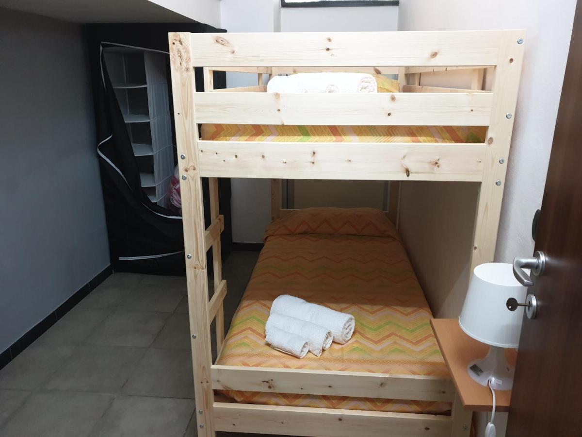 فيلا Holiday House أفولا المظهر الخارجي الصورة